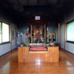 護摩堂(清掃中)の様子